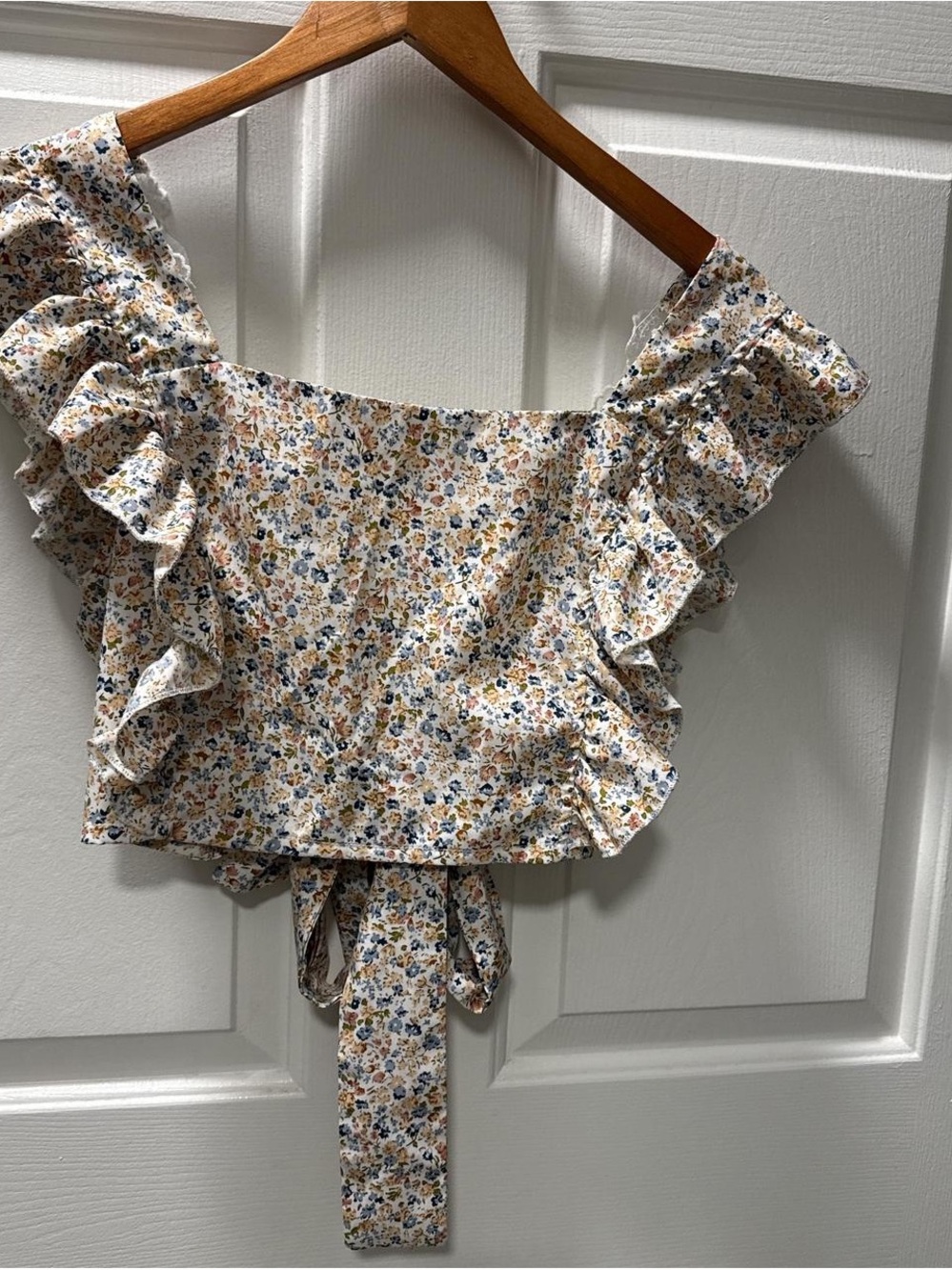 SHEIN Cream Floral Ruffle Crop Top with Blue & Yellow Accents